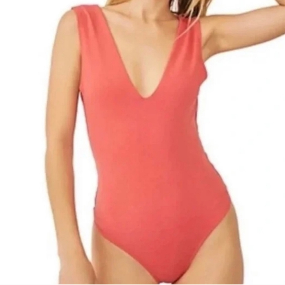 🎉HP🎉NWT FREE PEOPLE BODYSUIT